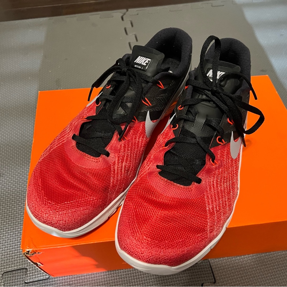 Mens Nike Metcon 3 CrossFit Training 11 University Red Wolf Grey Black